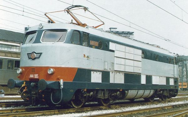 Arnold HN2701 - Italian Electric Locomotive E.444 005 of the FS