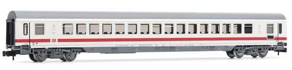 Arnold HN4121 - 1st class IC passenger coach of the DB AG, type Apmz125