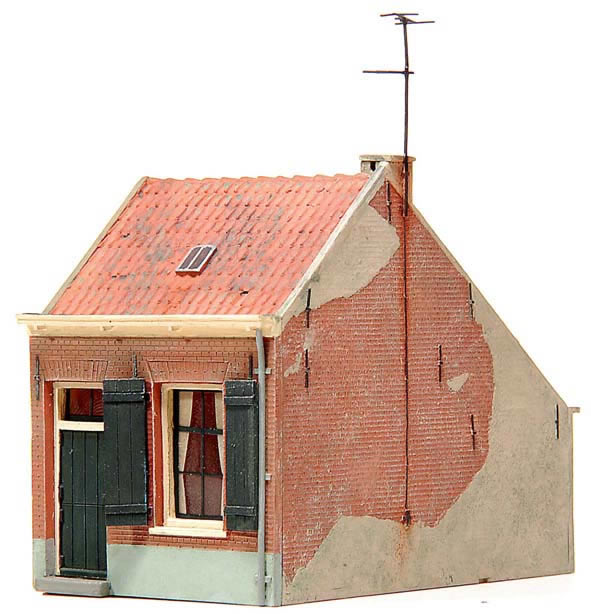 artitec 10.168 - House in the poor part of town (19th C)