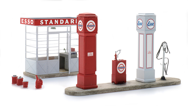 artitec 10.438 - Gas station Esso-Standard