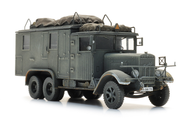 Artitec 1870220 - WM Henschel 33 Kfz.72 radio