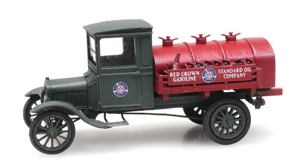 Artitec 387.440 - Ford Model TT tank truck Standard Oil