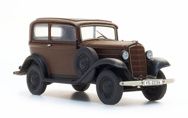 Artitec 387.645 - Opel P4 sedan, brown