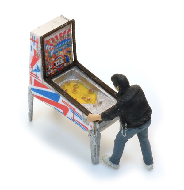 Artitec 387.694 - Pinball machine with figure