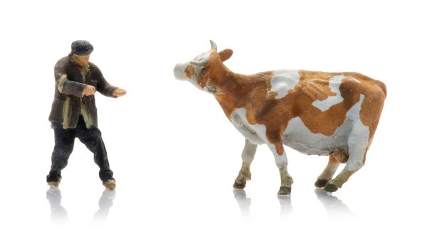 Artitec 5220014 - Farmer with obstinate cow (1x)