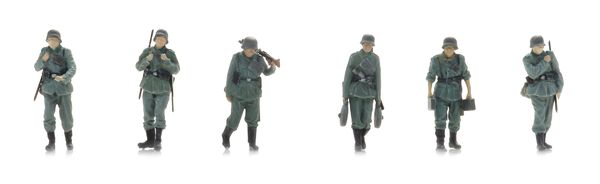 Artitec 5720005 - German WWII Infantry marching to frontline