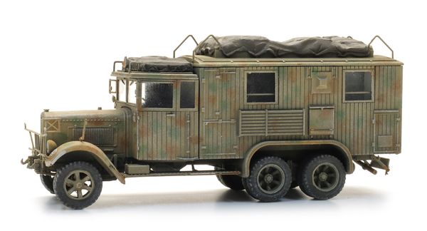 Artitec 6870508 - German WWII Henschel 33 D1 Kfz. 72 Camouflage