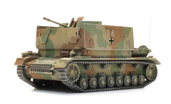 Artitec 6870713 - German WWII Flakpanzer Möbelwagen 3-tone Camo