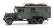 German WWII Henschel 33 D1 Kfz. 72 radio grey