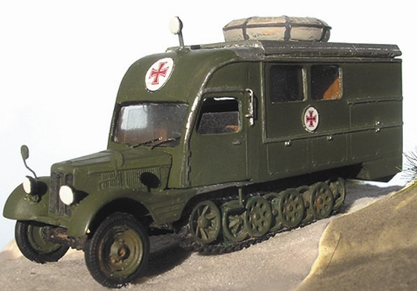 Artmaster 80353 - Borgward DGzrS half-track vehicle