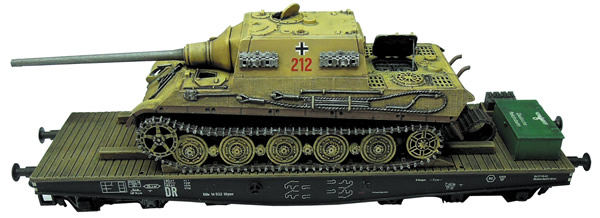 Artmaster 80504 - JAGDTIGER heavy tank loaded on a flat car