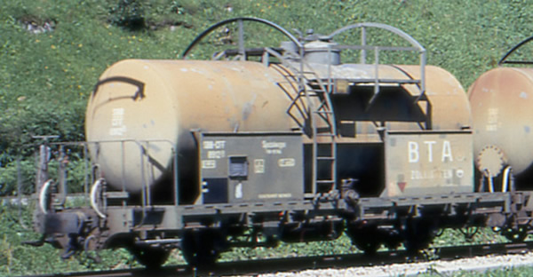 Bemo 2296413 - Swiss Tank Car P 8913 of the SBB