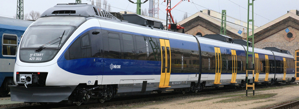 Brawa 44260 - Hungarian Electric Railcar 425 of the MAV (DCC Sound Decoder)