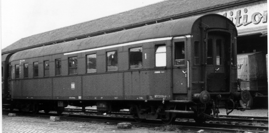 Brawa 45301 - Express Train Car 1./2. Class AB4ü 30/52a DB