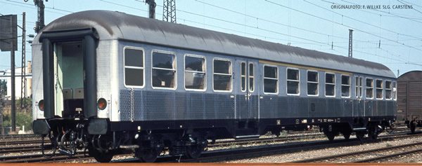 Brawa 46524 - German Passenger Car ABN 703 of the DB