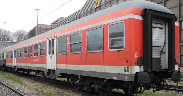 Brawa 46534 - German Passenger Car BNRZ 446.0 of the DB AG