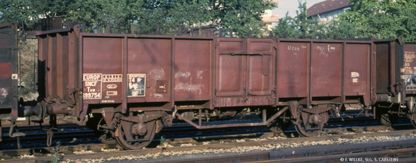 Brawa 50066 - French Open Freight Car Tow SNCF