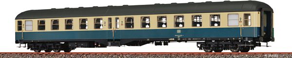 Brawa 58055 - German Passenger Coach Bylb 421 of the DB