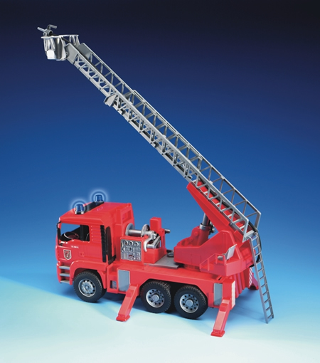 Bruder 02771 - MAN Fire engine with water pump a.Light and Sound Mod.