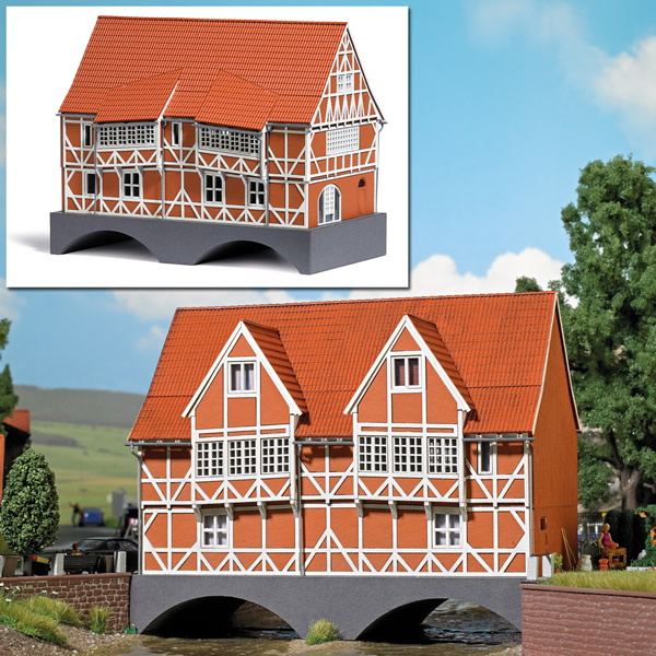 Busch 1656 - Bridge House