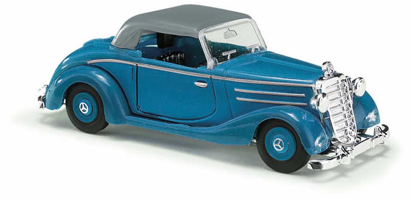 Busch 40526 - Mercedes 170S convertible closed, blue