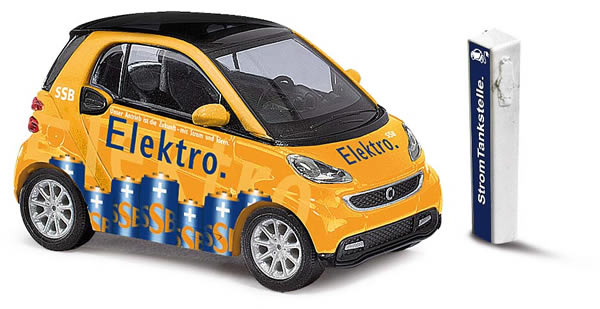 Busch 46221 - Smart Fortwo 2012, electric with petrol pump