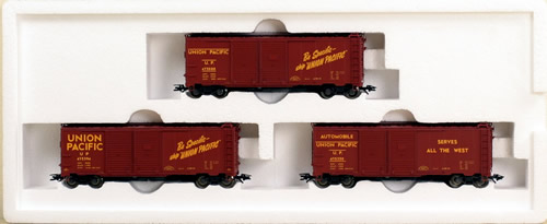 Consignment 45647 - Marklin 45647 UP Box Car Set