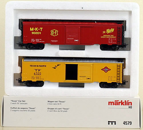 Märklin H0 4613 Autotransportwagen mit Pkw Off 52 Laaes 541 der DB