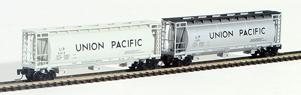 Consignment FTaux1 - Full Throttle American 2-Piece Cylindrical Hopper Set of the Union Pacific Railroad 