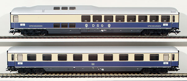 Consignment MA43882 - Marklin Rheinpfeil 1963 Express Train Passenger Car Set 2