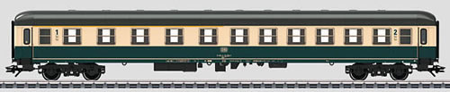 Consignment MA43932 - Marklin 43932 - German Express Passenger Car of the DB 