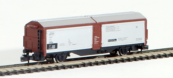 Consignment MA8623 - Marklin German Sliding Door Boxcar of the DB