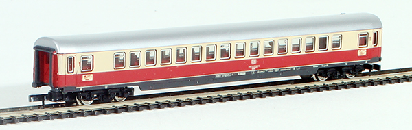 Consignment MA8725 - Marklin German TEE Large Capacity 1st Class Passenger Car of the DB