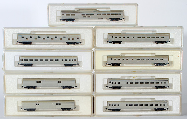 Consignment MA87848A - Marklin 9-Piece Custom-Painted Passenger Car Set of the Santa Fe Railway