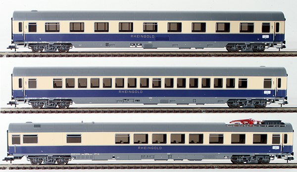 Consignment PI73025 - Piko German Rheingold I Passenger Car Set