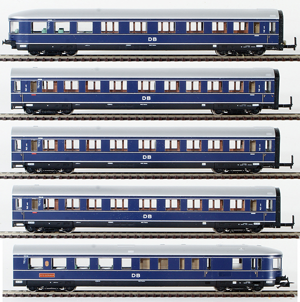 Consignment RI2900 - Rivarossi German Blauer Enzian Passenger Car Set