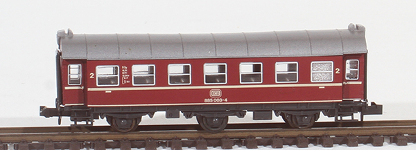 Consignment RO2250A - Roco 3-axle Diesel Railcar of the DB