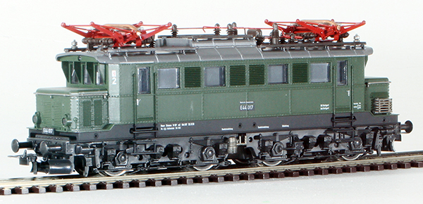 Consignment RO43404 - German Electric Locomotive Class E44 of the DB