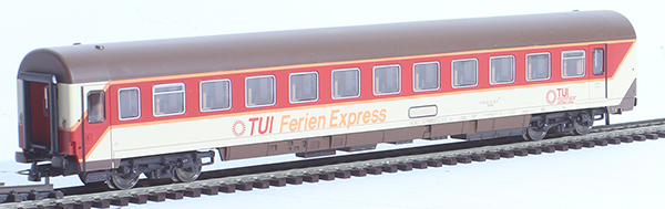 Consignment RO44229 - Roco TUI Ferien Express Wagen of the DB