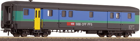 Consignment RO45088 - Roco 45088 - EW II D Baggage Van Type D in IR Livery