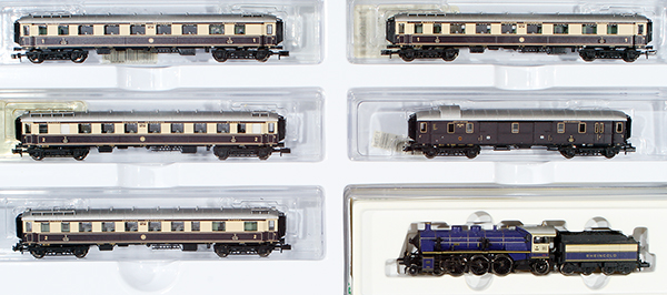 Consignment TR11468 - Trix 11468 - Rheingold Deluxe Train Set