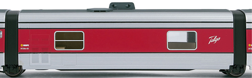 Electrotren E3332 - Coach 2nd Class Talgo III RD Camas RENFE