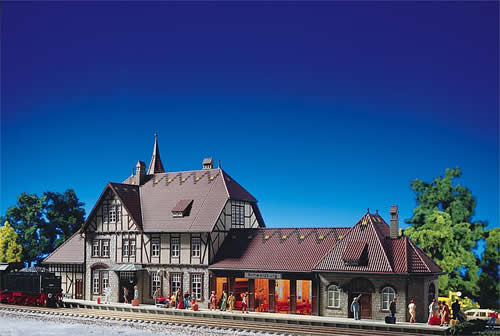 Faller 110116 - Schwarzburg Station