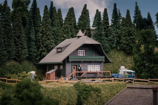 Faller 130010 - 130010 Black Forest House with Figure Anniversary Model