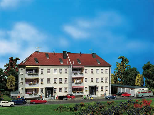 Faller 130442 - Block / Flats w/Balconies