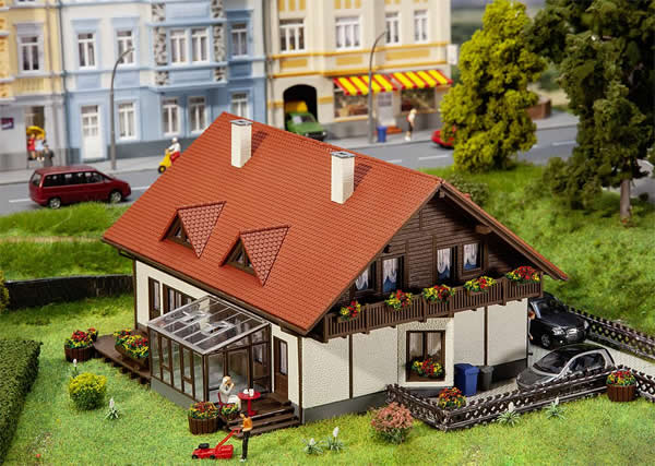 Faller 131549 - Moosgrund semi-detached house