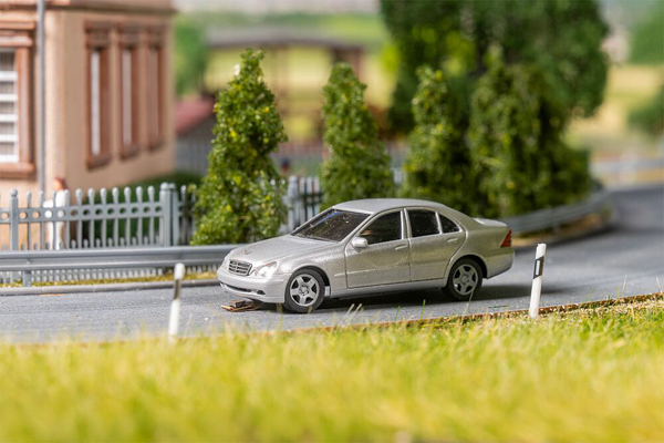 Faller 161425 - MB C-Class W 203, silver