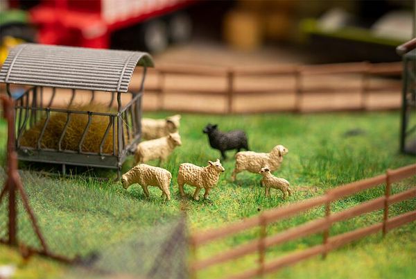 Faller 180236 - Sheep Figurine set with mini sound effect