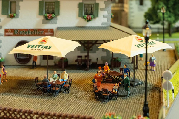 Faller 180437 - Veltins Beer Garden Set