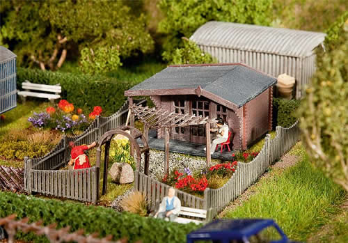 Faller 180491 - Allotments with summer house